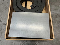 Partij energieketting (kabelrups) met metalen schakelkast - afbeelding 3 van  3