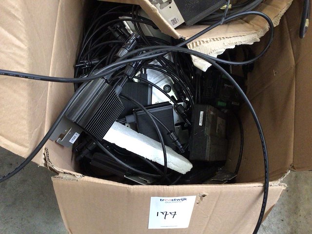 Partij enphase omvormer en optimizers - afbeelding 4 van  4