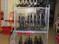 Partij ergonomisch verstelbare monitoren hp c.a. 20 stuks - afbeelding 4 van  11