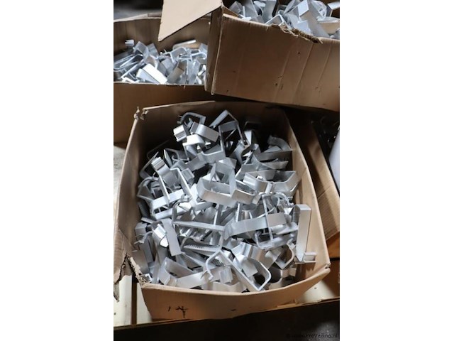 Partij esdec clickfit dakhaak medium (40-50 mm) 1002010 - afbeelding 6 van  6