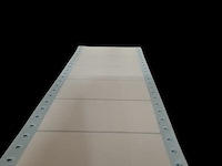 Partij etiketten wit 9x5 cm 10 doos loc h32 - afbeelding 2 van  5