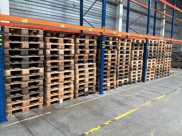 Partij euro pallets - afbeelding 1 van  2