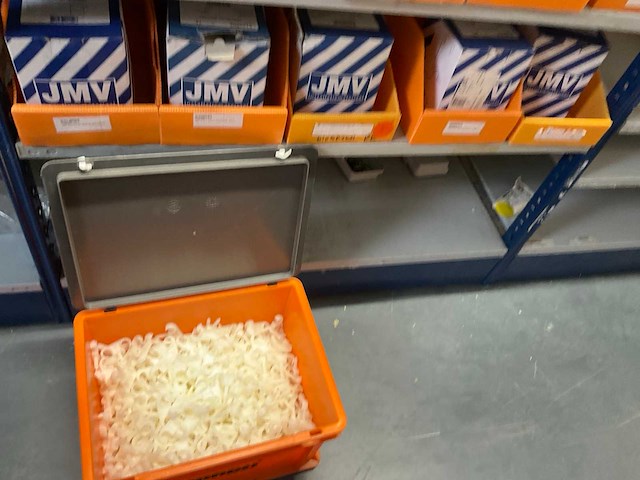 Partij euroclips en beugels - afbeelding 7 van  7