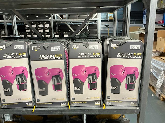 Partij everlast leather thai boxing gloves&shin and in-step guards (48x) - afbeelding 7 van  7
