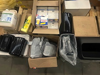 Partij facilitaire goederen - afbeelding 1 van  8