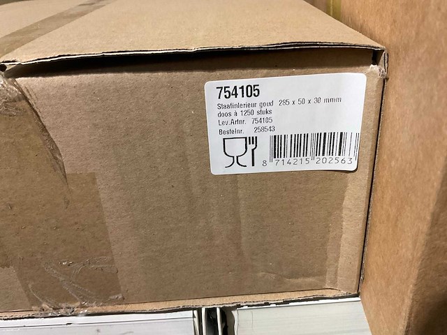 Partij feestdagen cadeauverpakkingen - afbeelding 8 van  33