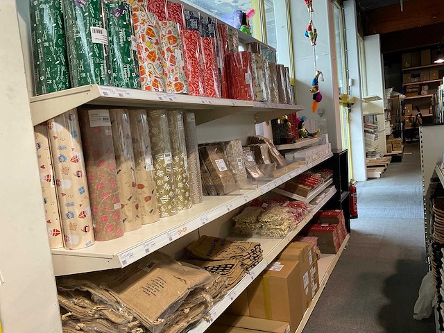 Partij feestdagen cadeauverpakkingen - afbeelding 23 van  33