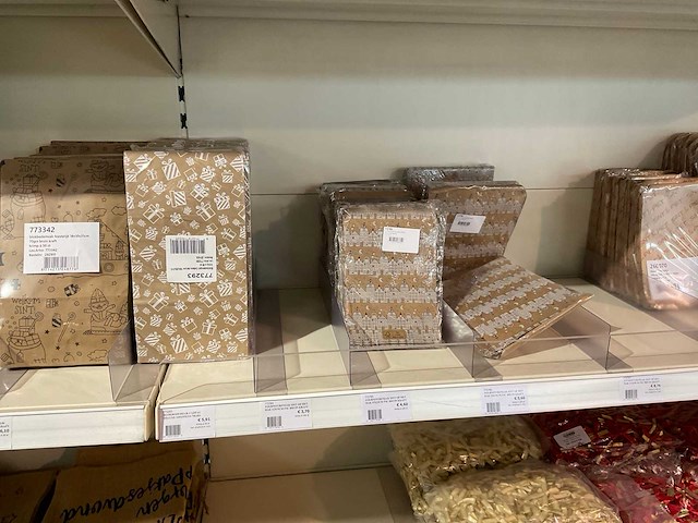 Partij feestdagen cadeauverpakkingen - afbeelding 33 van  33