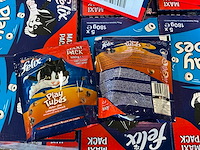 Partij felix play tubes 180g per zakje (425x) - afbeelding 1 van  4