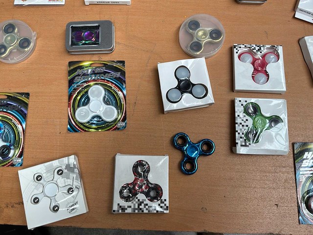 Partij fidget spinners - afbeelding 11 van  14