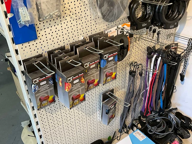 Partij fiets accessoires - afbeelding 11 van  11