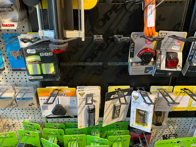 Partij fiets accessoires - afbeelding 16 van  28