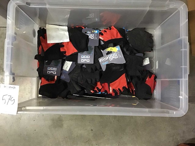 Partij fiets handschoenen - afbeelding 1 van  1
