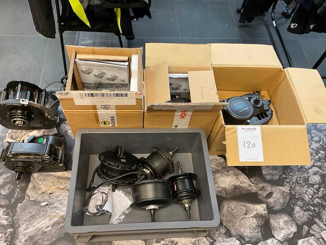 Partij fiets motoren - afbeelding 1 van  6