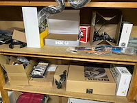 Partij fiets onderdelen/ accessoires - afbeelding 3 van  6