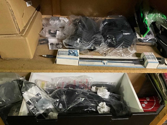 Partij fiets onderdelen/ accessoires - afbeelding 5 van  6