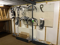 Partij fiets onderdelen/ accessoires - afbeelding 1 van  7