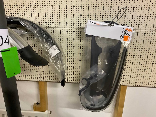 Partij fiets onderdelen/ accessoires - afbeelding 3 van  7