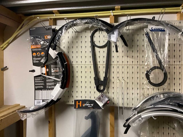 Partij fiets onderdelen/ accessoires - afbeelding 5 van  7