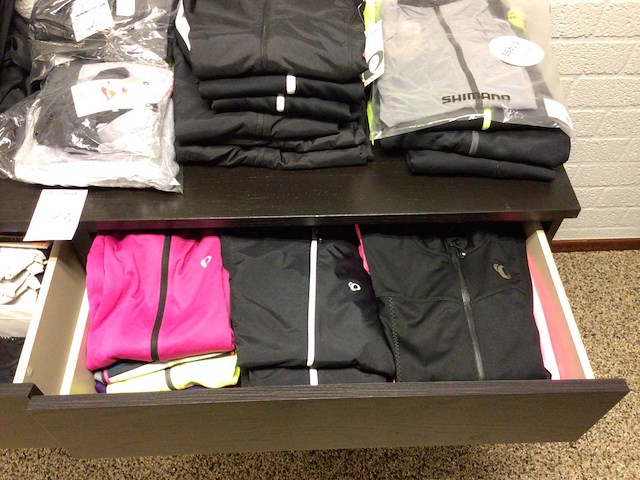 Partij fiets onderdelen en accessoires - afbeelding 5 van  6