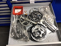 Partij fiets onderdelen in 6 laden - afbeelding 1 van  6