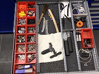 Partij fiets onderdelen in acht laden - afbeelding 2 van  8