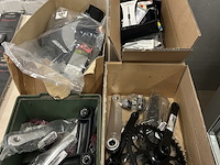 Partij fietsaccessoires w.o. bryton, garmin, scott - afbeelding 1 van  8
