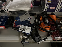 Partij fietsaccessoires w.o. fietssloten w.o. axa, abus - afbeelding 2 van  4