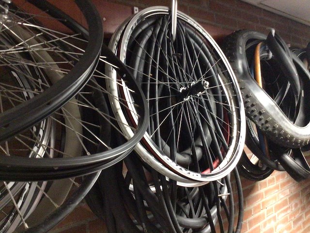 Partij fietsbanden - afbeelding 5 van  7