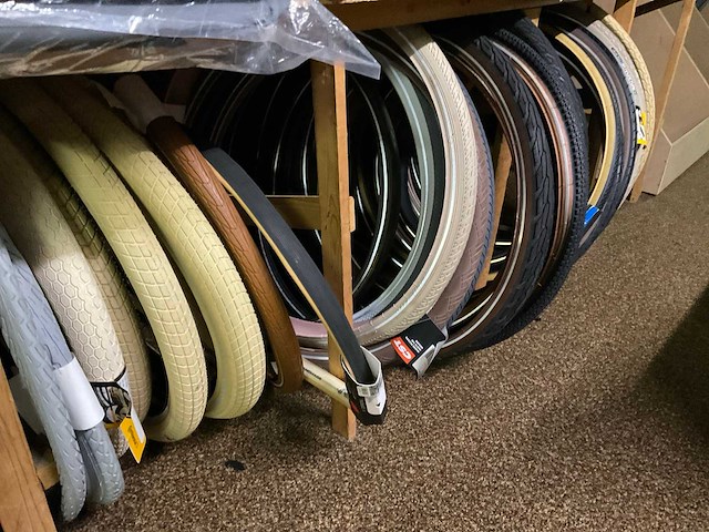 Partij fietsbanden - afbeelding 2 van  5