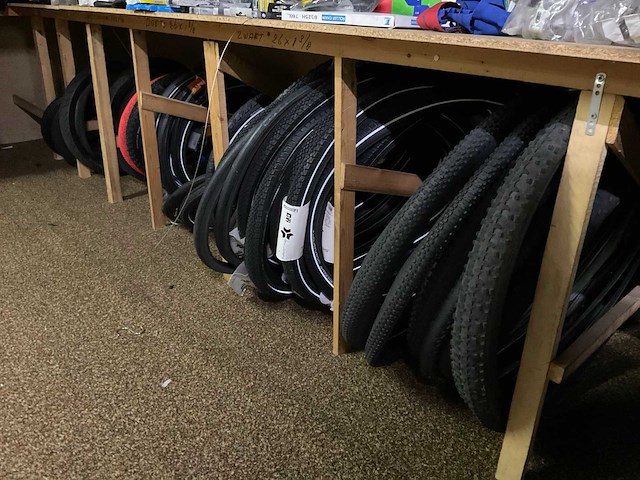 Partij fietsbanden - afbeelding 4 van  5