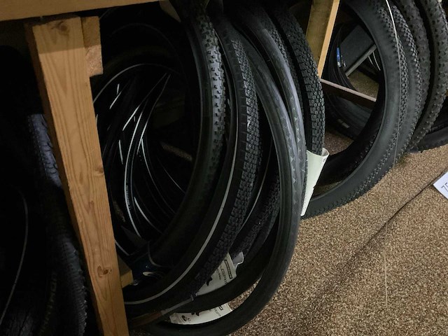 Partij fietsbanden - afbeelding 5 van  5