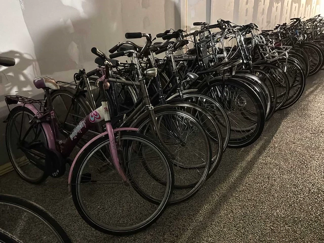 Partij fietsen - circa: 150 stuks - afbeelding 14 van  21