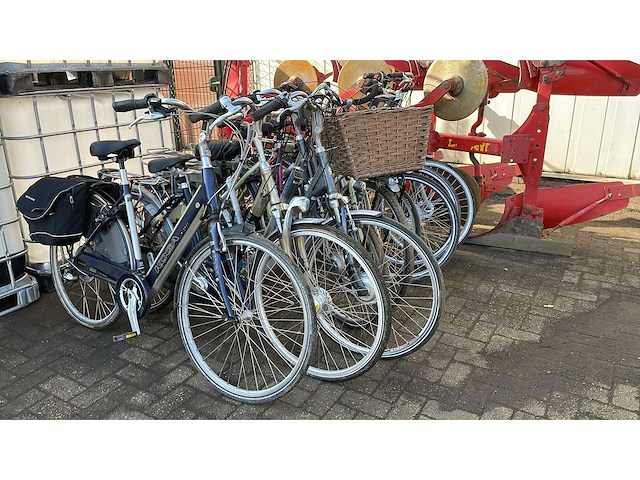 Partij fietsen (9x) - afbeelding 3 van  3