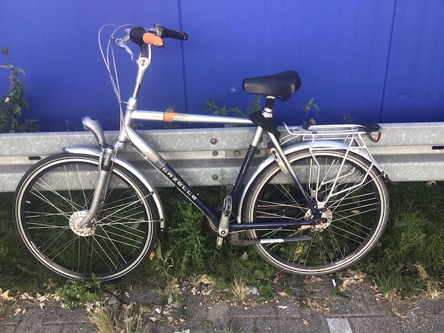 Partij fietsen, koga en gazelle - afbeelding 12 van  14