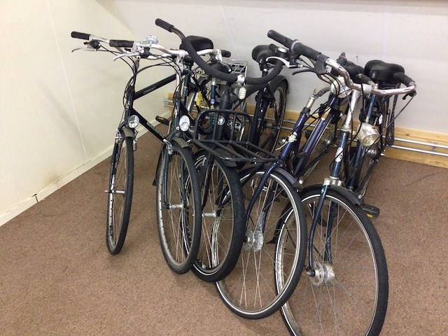 Partij fietsen - afbeelding 1 van  3