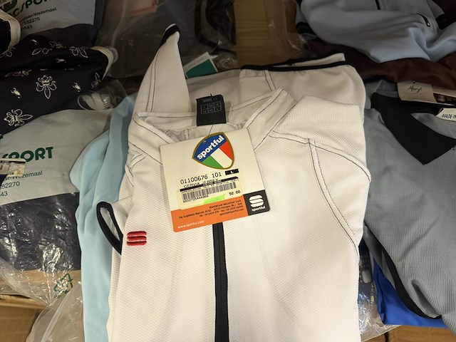 Partij fietskleding, w.o. adidas, castelli, sportful, shimano, nalini - afbeelding 9 van  10