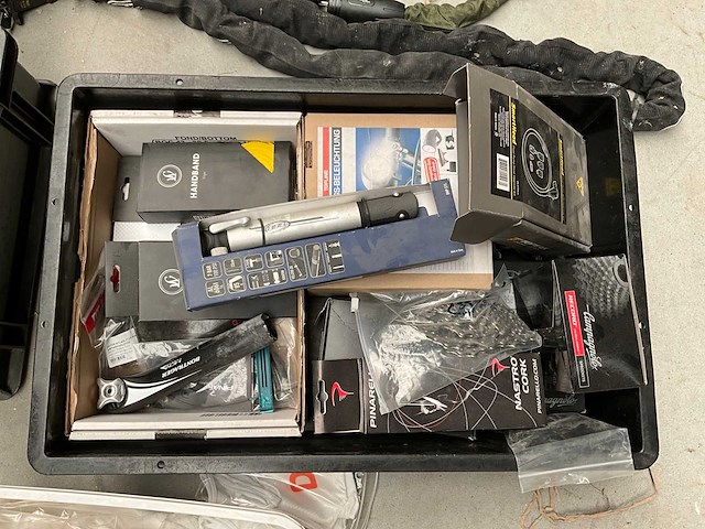 Partij fietsonderdelen en accessoires - afbeelding 6 van  9