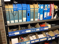 Partij fietsonderdelen in 2 kasten - afbeelding 4 van  10