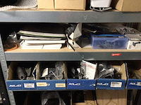 Partij fietsonderdelen in 2 kasten - afbeelding 9 van  10