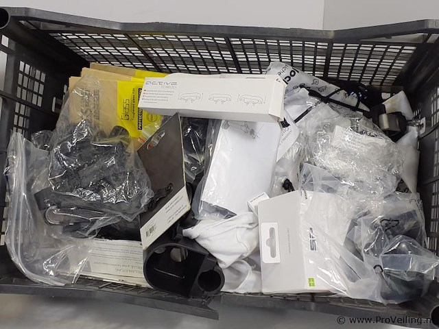 Partij fietsonderdelen o.a. frame onderdelen en e-bike onderdelen - afbeelding 3 van  3