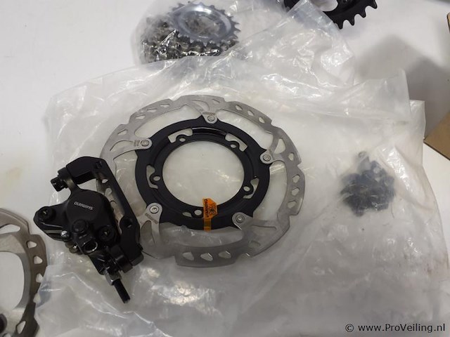 Partij fietsonderdelen o.a. magura & shimano - 26 stuks - afbeelding 4 van  12