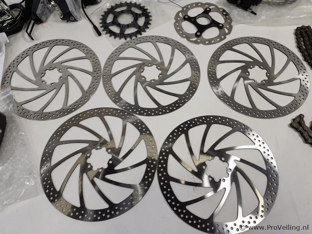 Partij fietsonderdelen o.a. magura & shimano - 26 stuks - afbeelding 6 van  12