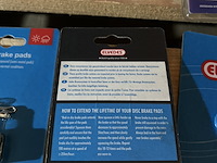 Partij fietsonderdelen w.o. disc brake pad w.o. shimano, elvedes - afbeelding 2 van  11