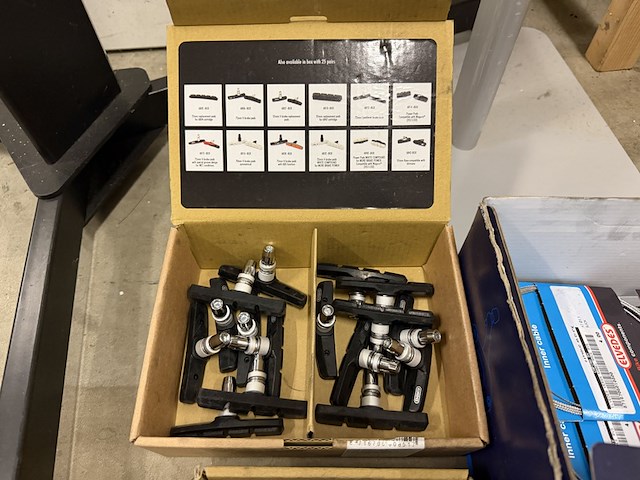Partij fietsonderdelen, w.o. shimano, tacx, bbb - afbeelding 3 van  16