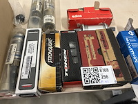 Partij fietsonderdelen w.o. trapassen w.o. token, edco, truvativ - afbeelding 3 van  7
