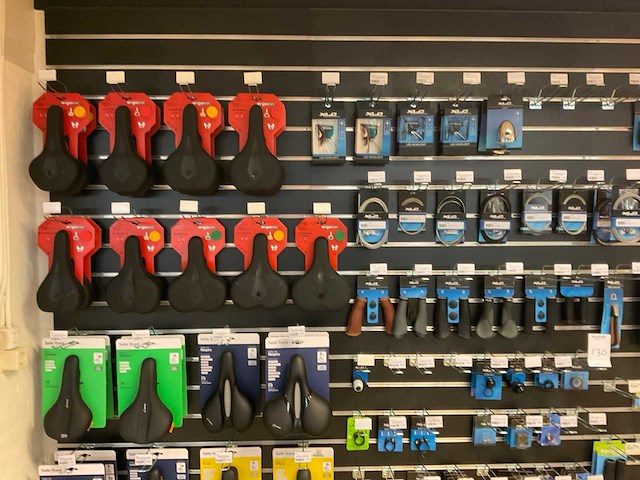 Partij fietsonderdelen - afbeelding 2 van  7