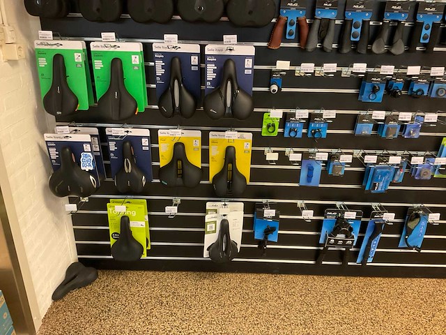 Partij fietsonderdelen - afbeelding 3 van  7