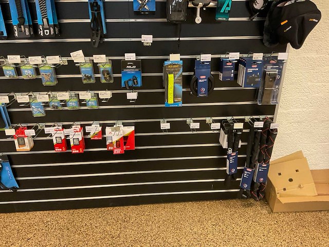 Partij fietsonderdelen - afbeelding 7 van  7