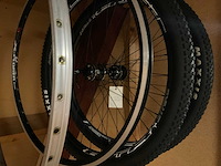 Partij fietswielen - afbeelding 2 van  3